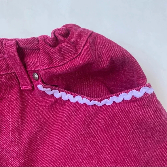 Vintage Levi's shorts 6 Barbie Core Distressed hem - Picture 3 of 9
